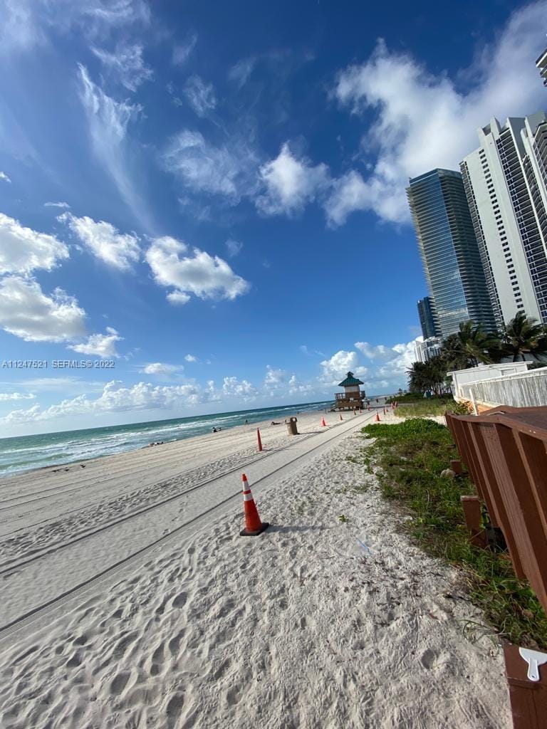 19201 Collins Avenue 218, Sunny Isles Beach, FL 33160 photo 28