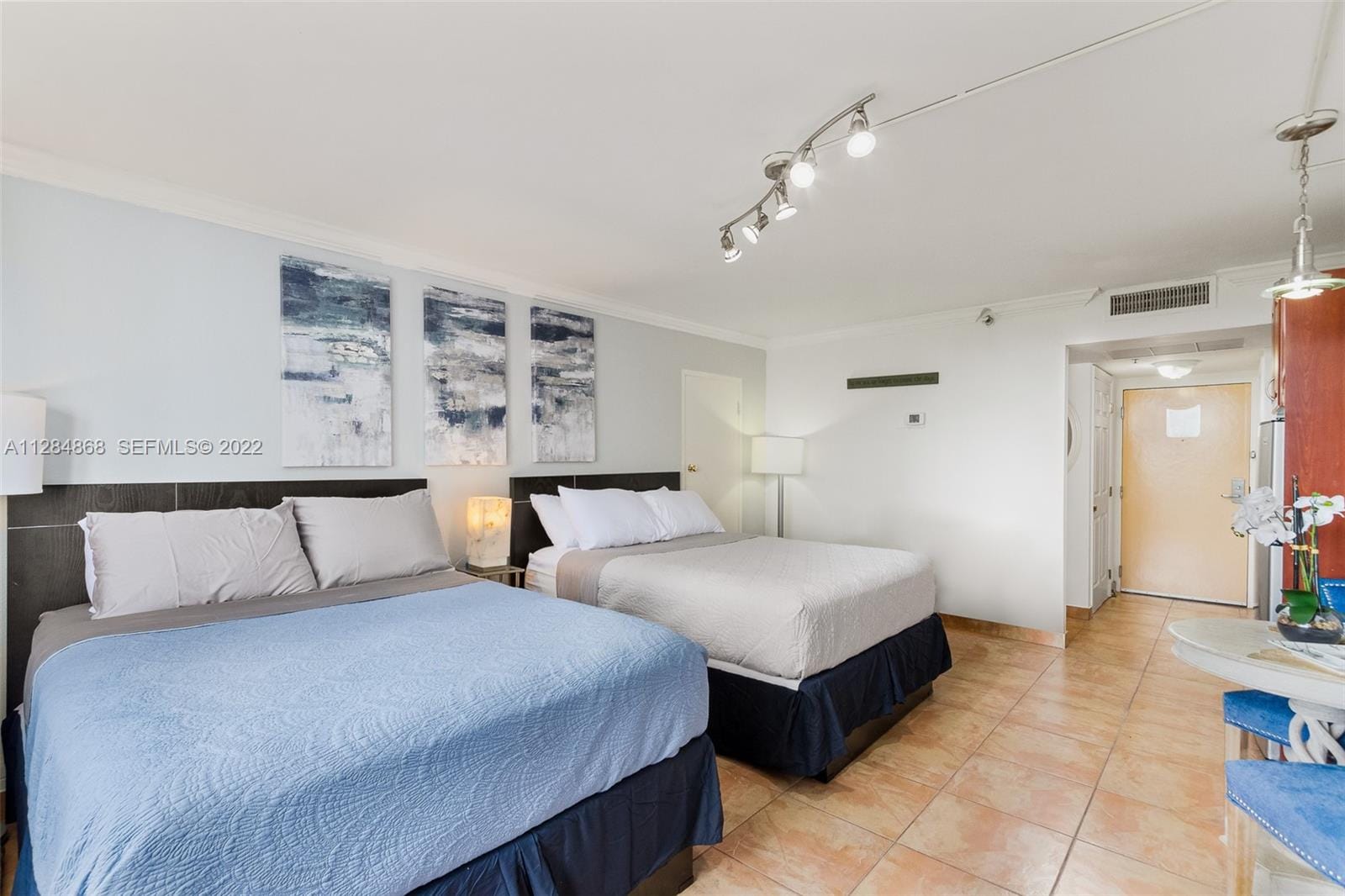 19201 Collins Avenue 641 — photo 8