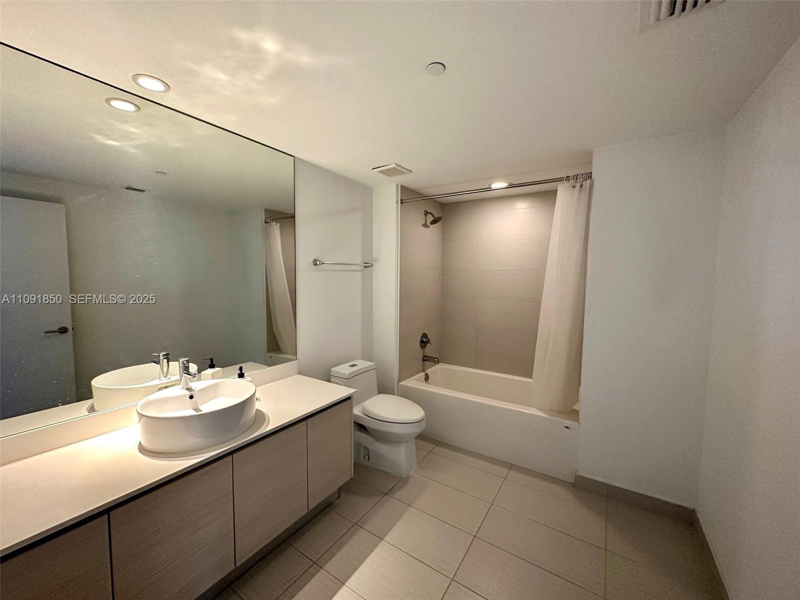 4250 Biscayne Boulevard 1505, Miami, FL 33137 photo 7