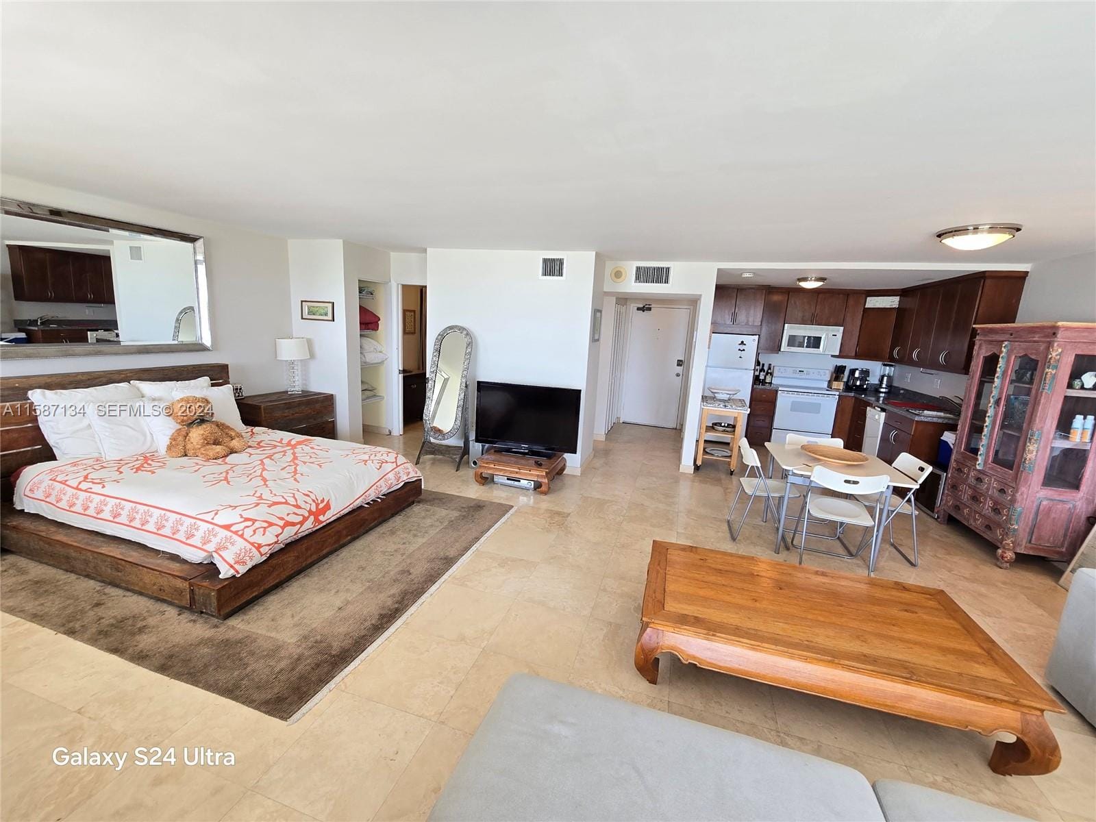 465 Ocean Drive 1119/1120, Miami Beach, FL 33139 photo 13