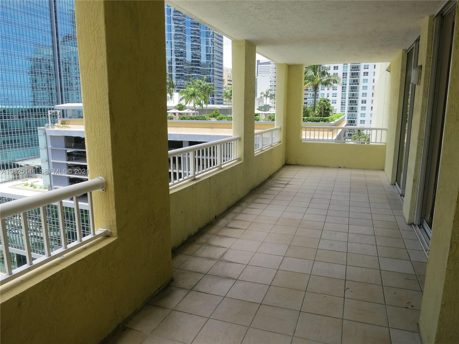 170 SE 14th Street 1507, Miami, FL 33131 photo 15