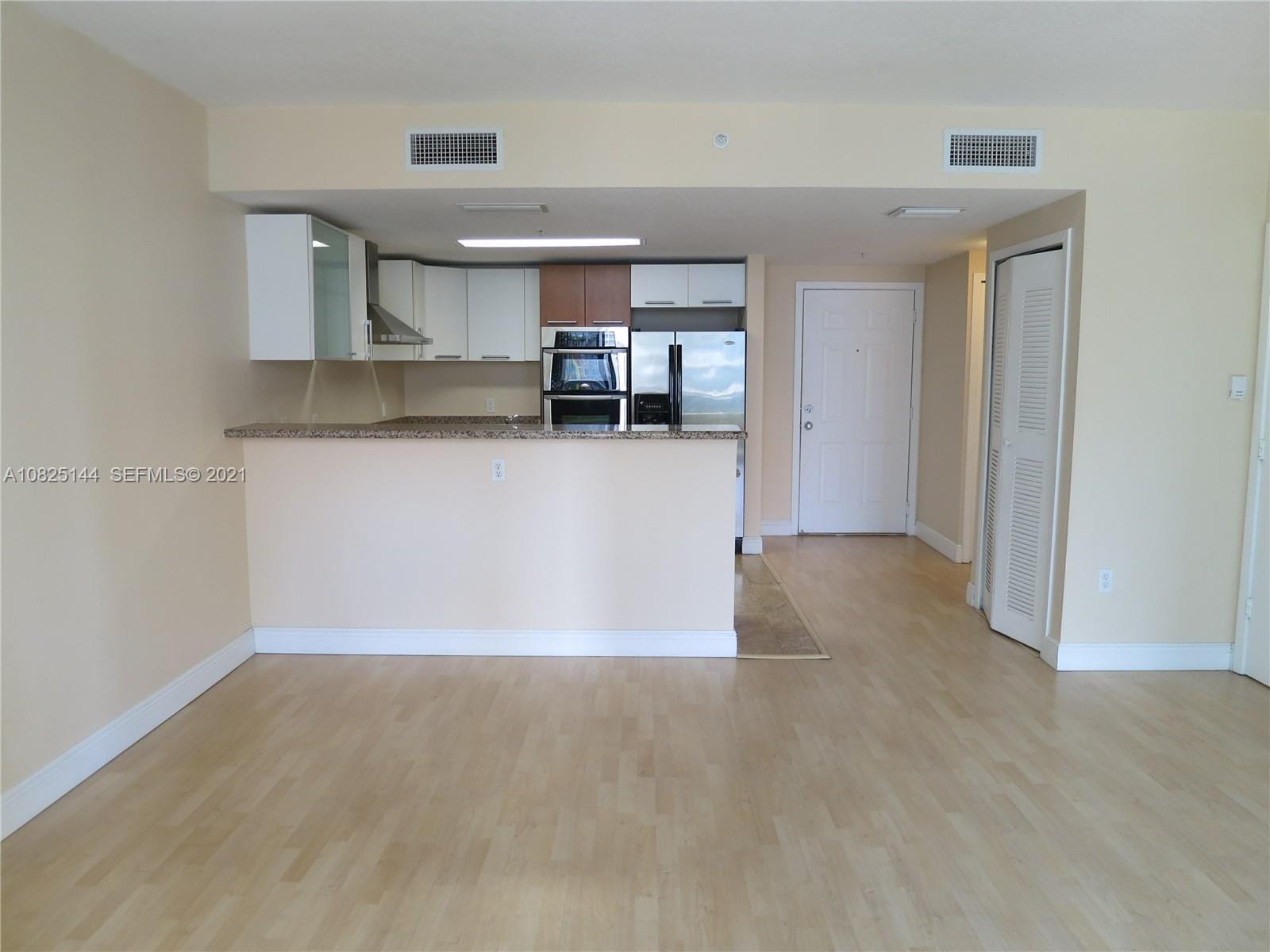 170 SE 14th Street 1507, Miami, FL 33131 photo 20