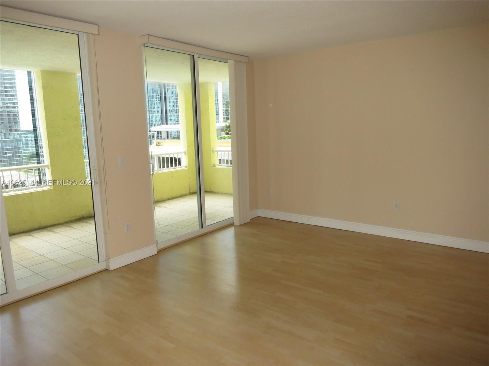 170 SE 14th Street 1507, Miami, FL 33131 photo 25