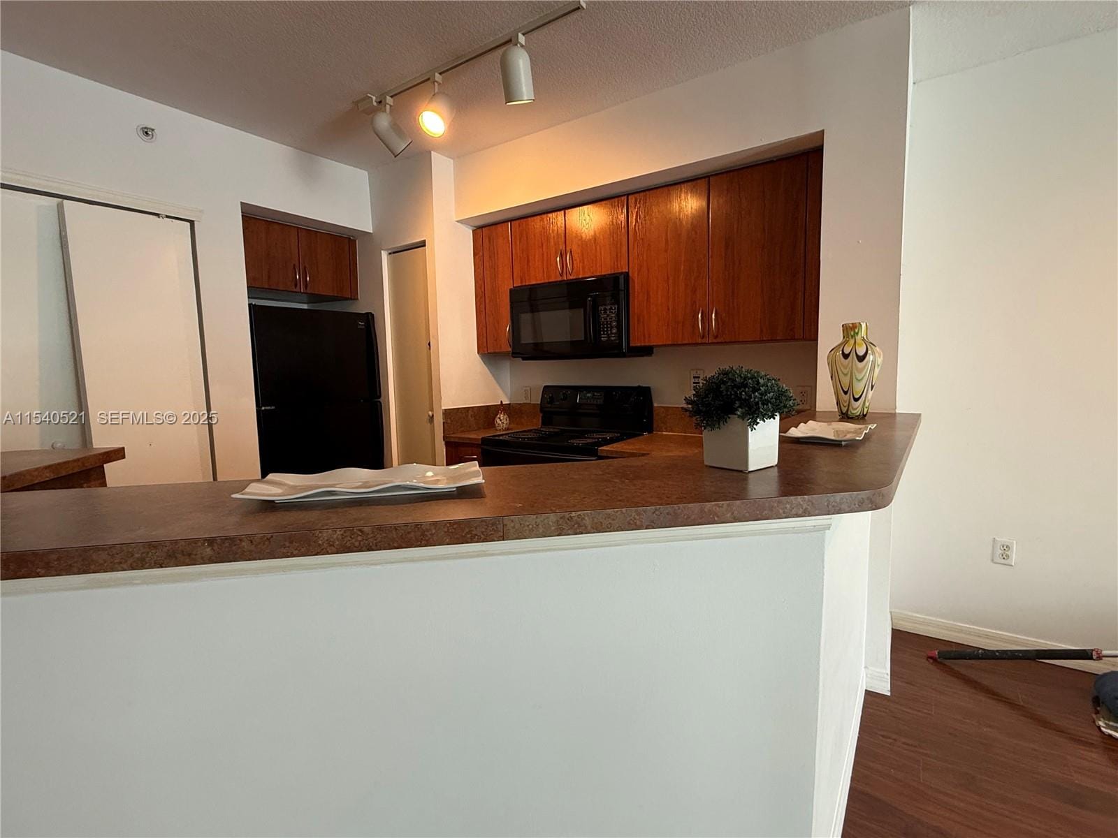 9201 Collins Avenue 1023, Surfside, FL 33154 photo 8