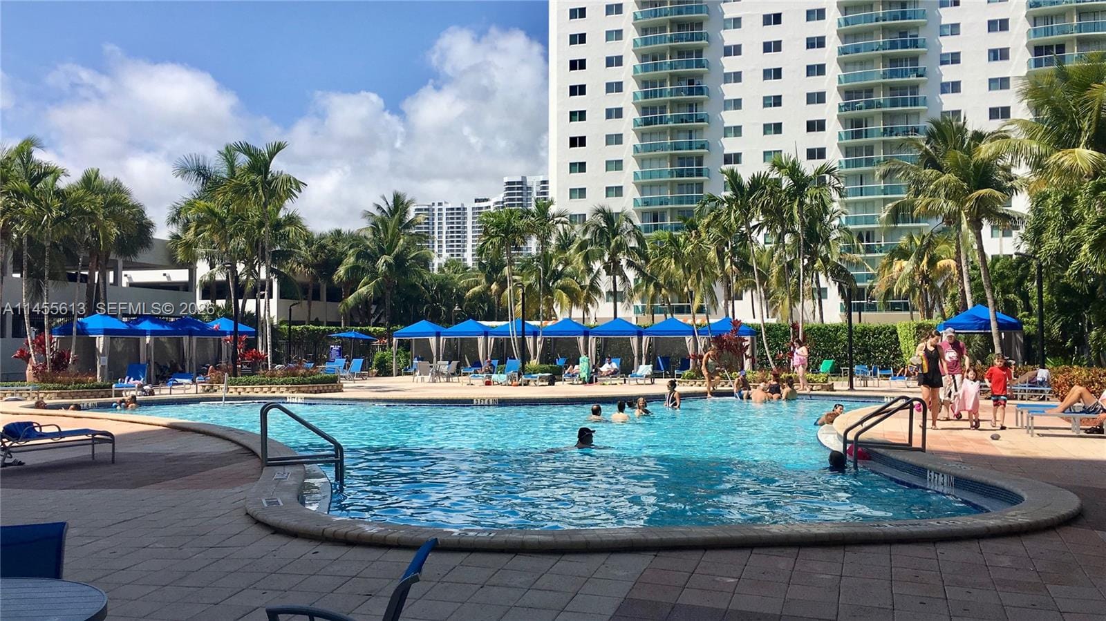 19370 Collins Avenue 119 — photo 2