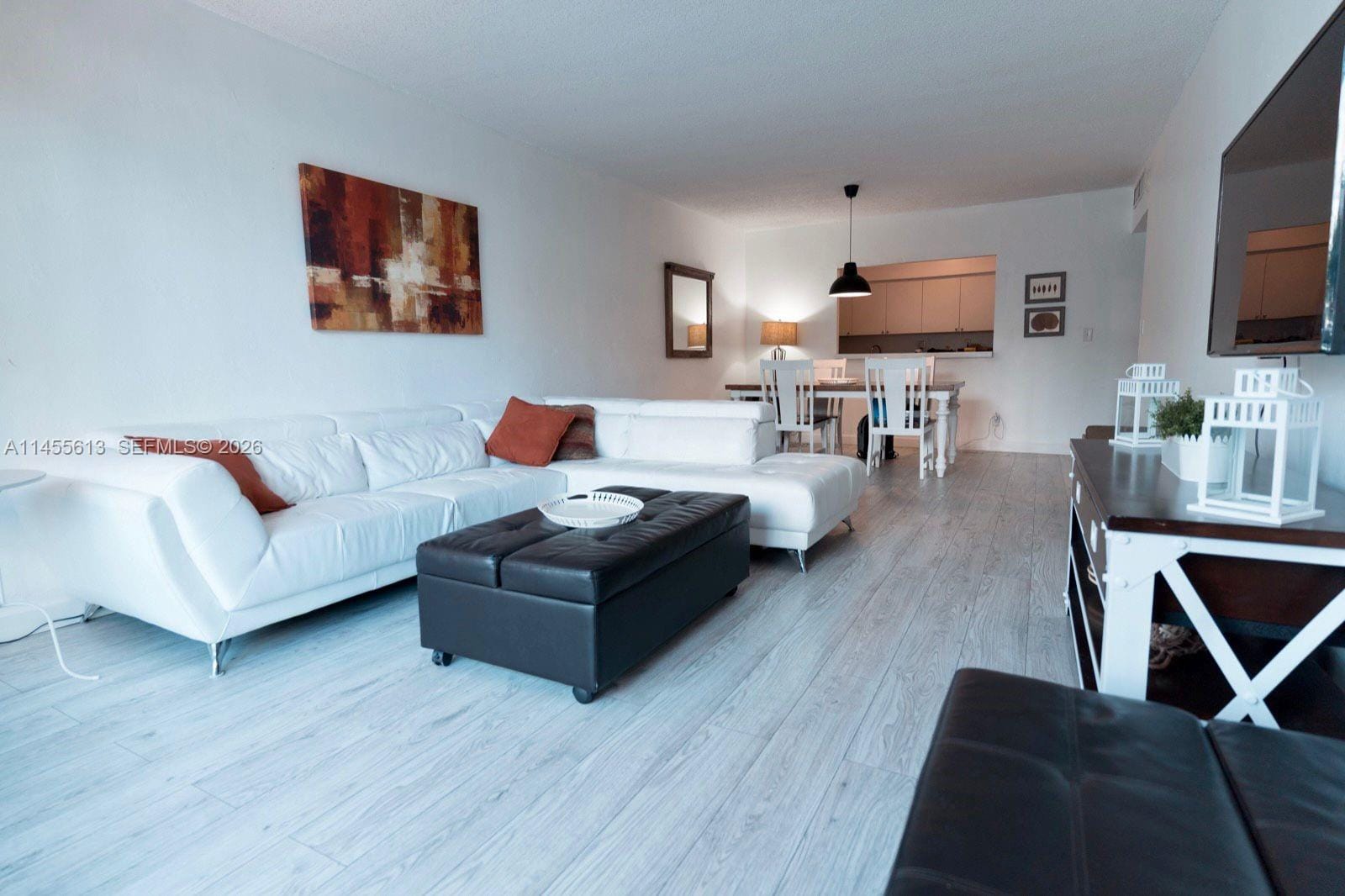 19370 Collins Avenue 119 — photo 5