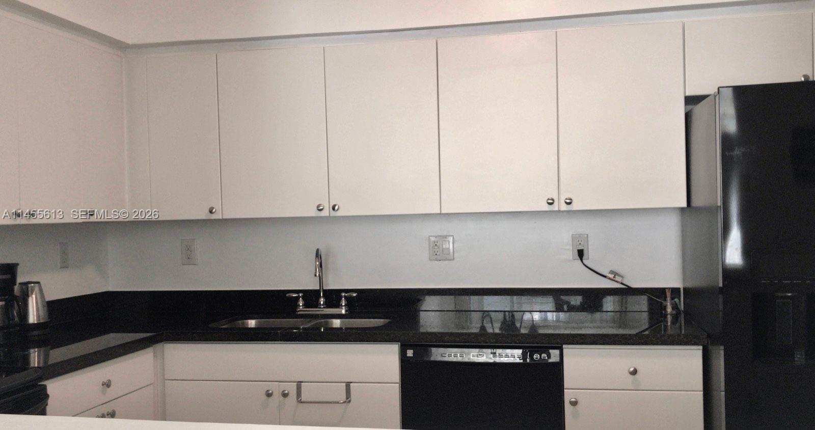 19370 Collins Avenue 119 — photo 9