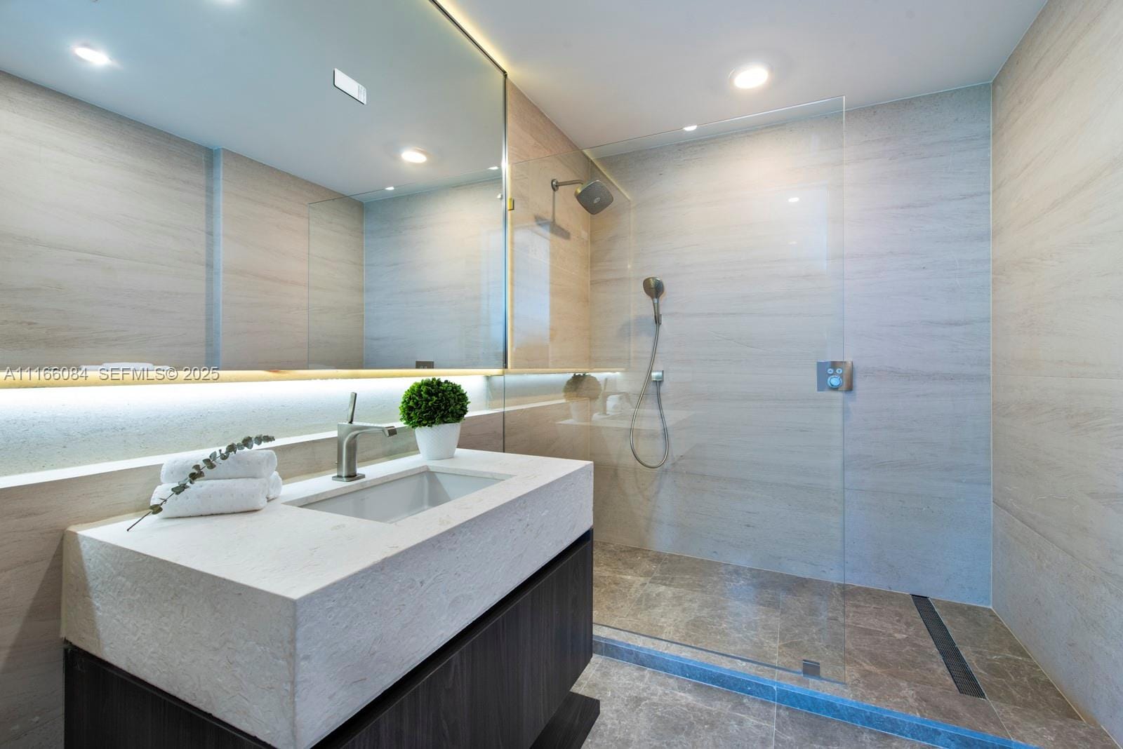 100 S Pointe Drive 908 — photo 11