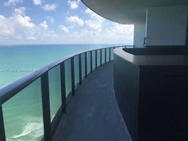 18555 Collins Avenue 2905 — photo 4