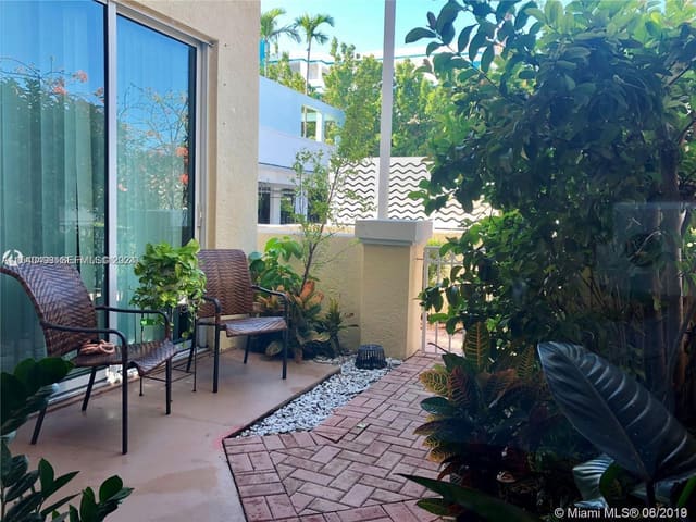 9172 Collins Avenue 13, The Waverly At Surfside, Surfside, FL