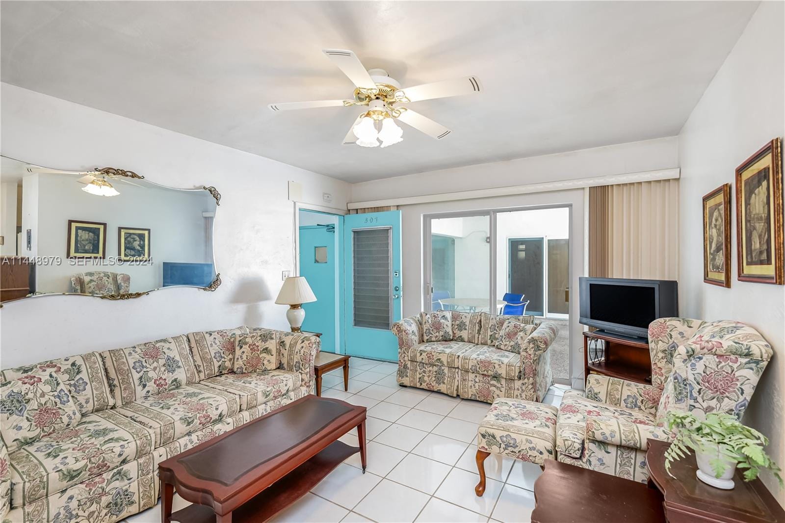 350 Collins Avenue 307, Miami Beach, FL 33139 photo 2
