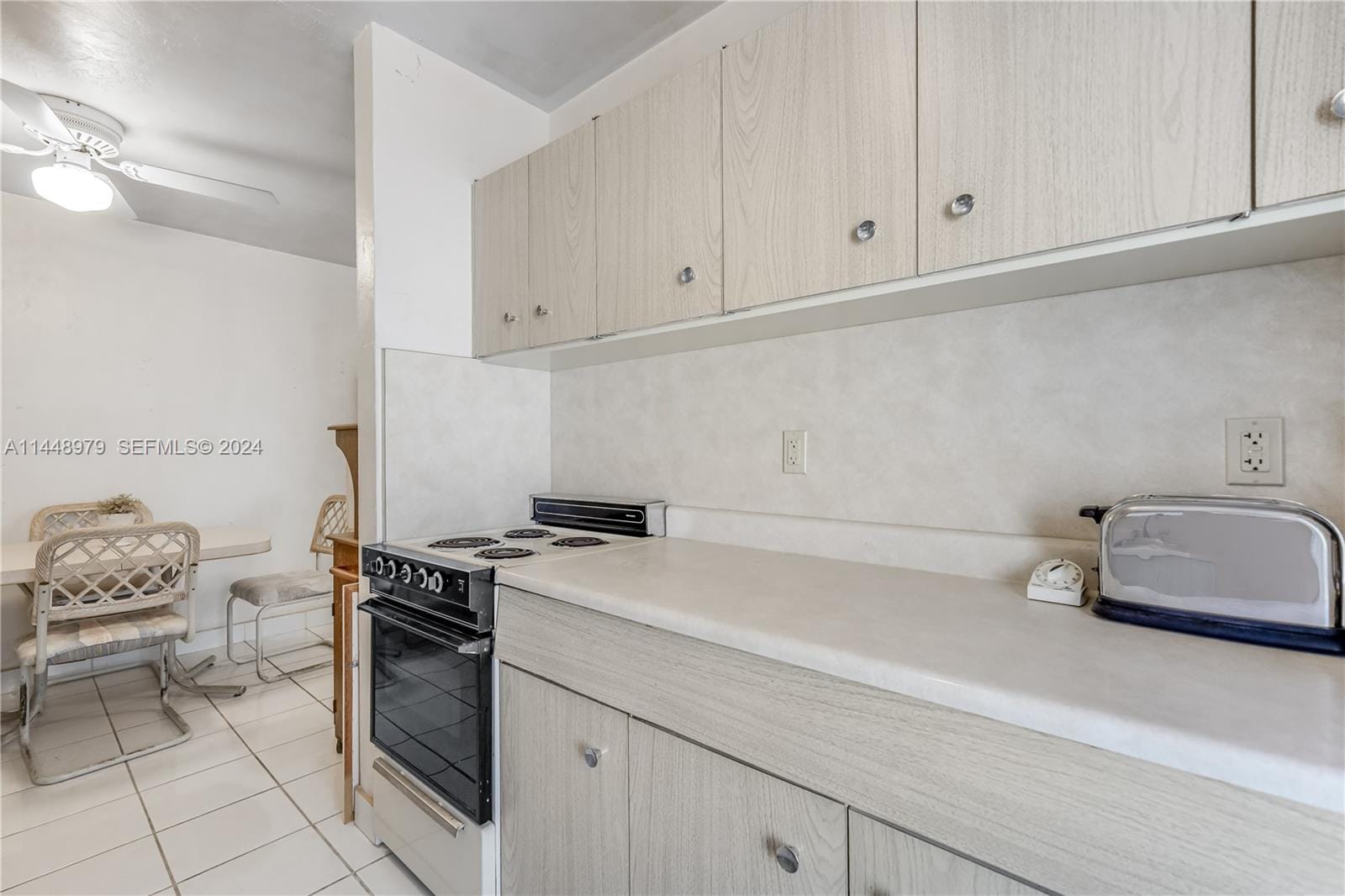 350 Collins Avenue 307, Miami Beach, FL 33139 photo 11