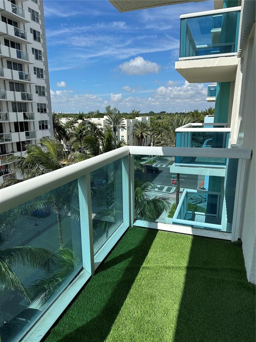 9201 Collins Avenue 524, Surfside, FL 33154 photo 4