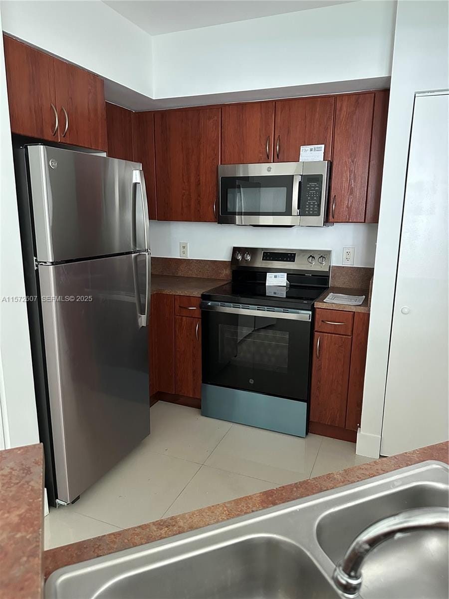 9201 Collins Avenue 524, Surfside, FL 33154 photo 6