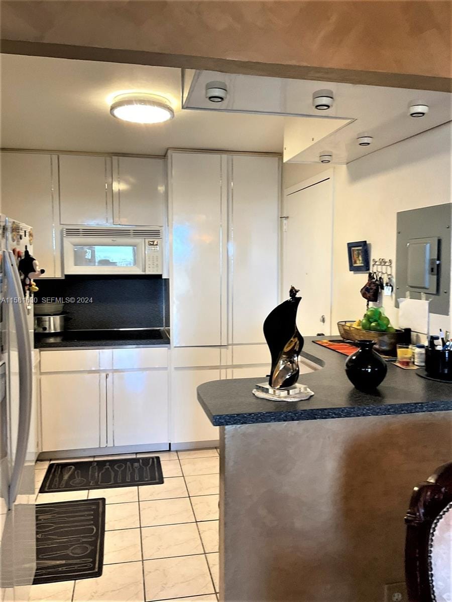 4675 W 18th Court 502 — photo 11