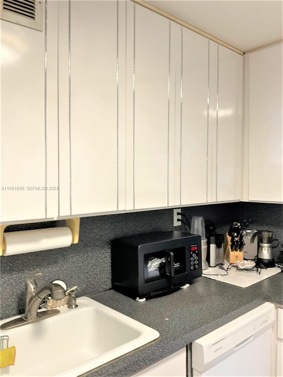4675 W 18th Court 502 — photo 10
