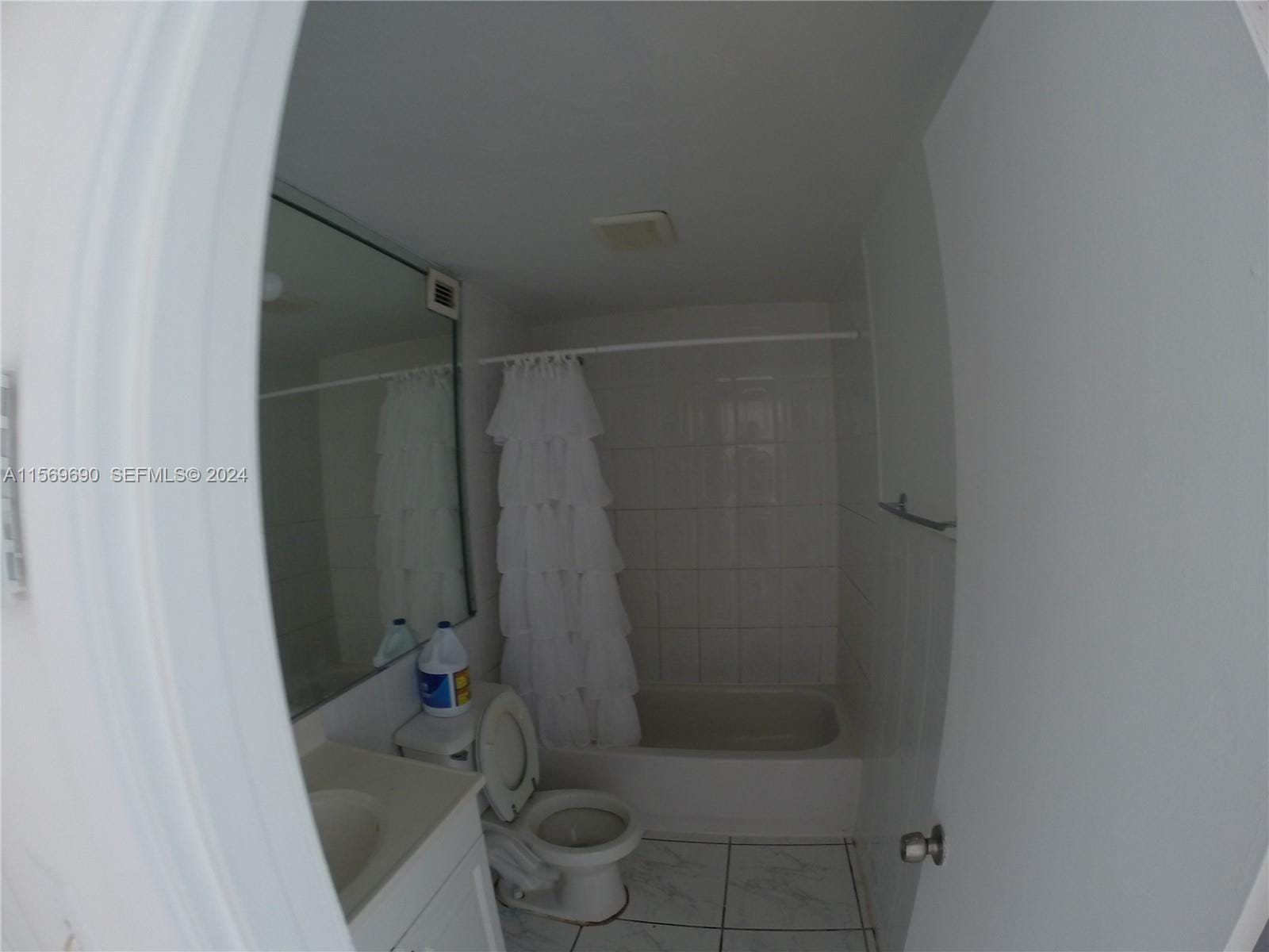 400 Kings Point Drive 905 — photo 7