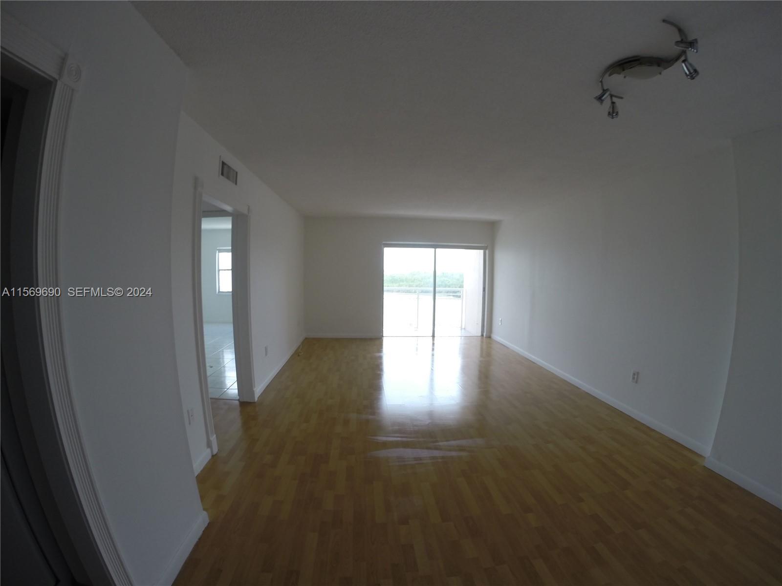 400 Kings Point Drive 905, Sunny Isles Beach, FL 33160, Sunny Isles Beach