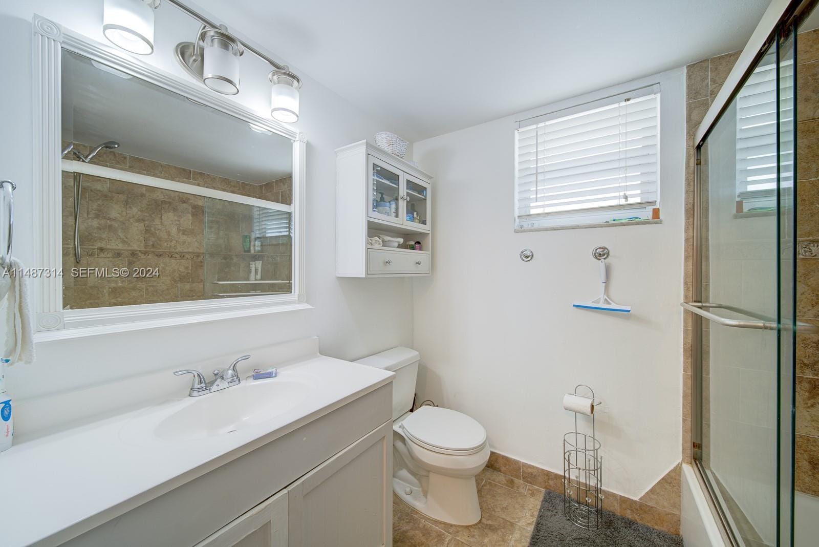 600 NE 25th Street 52 — photo 11