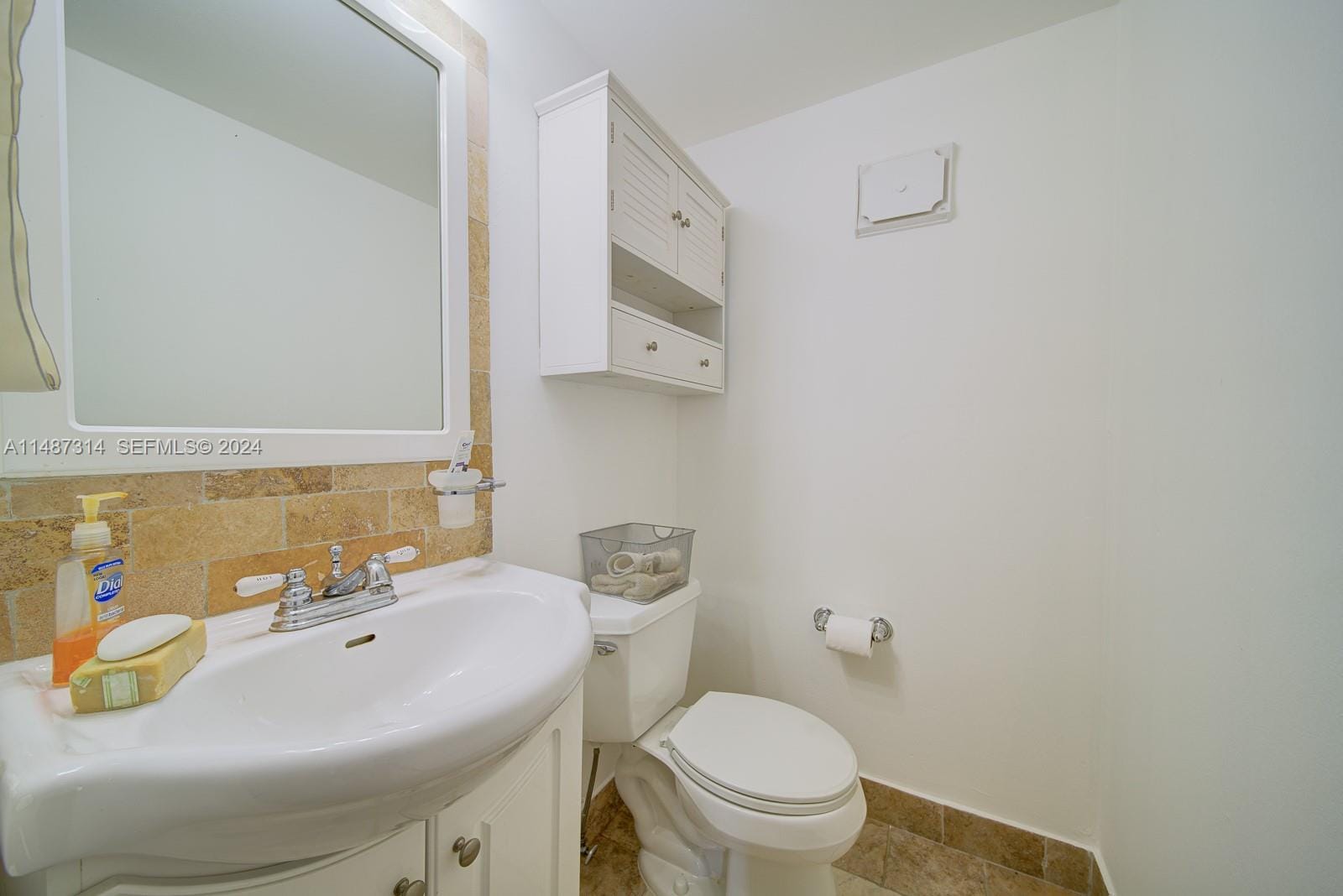 600 NE 25th Street 52 — photo 6