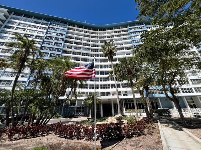 7441 Wayne Avenue 1C, sold in Parkview Point Condo, Miami Beach, FL