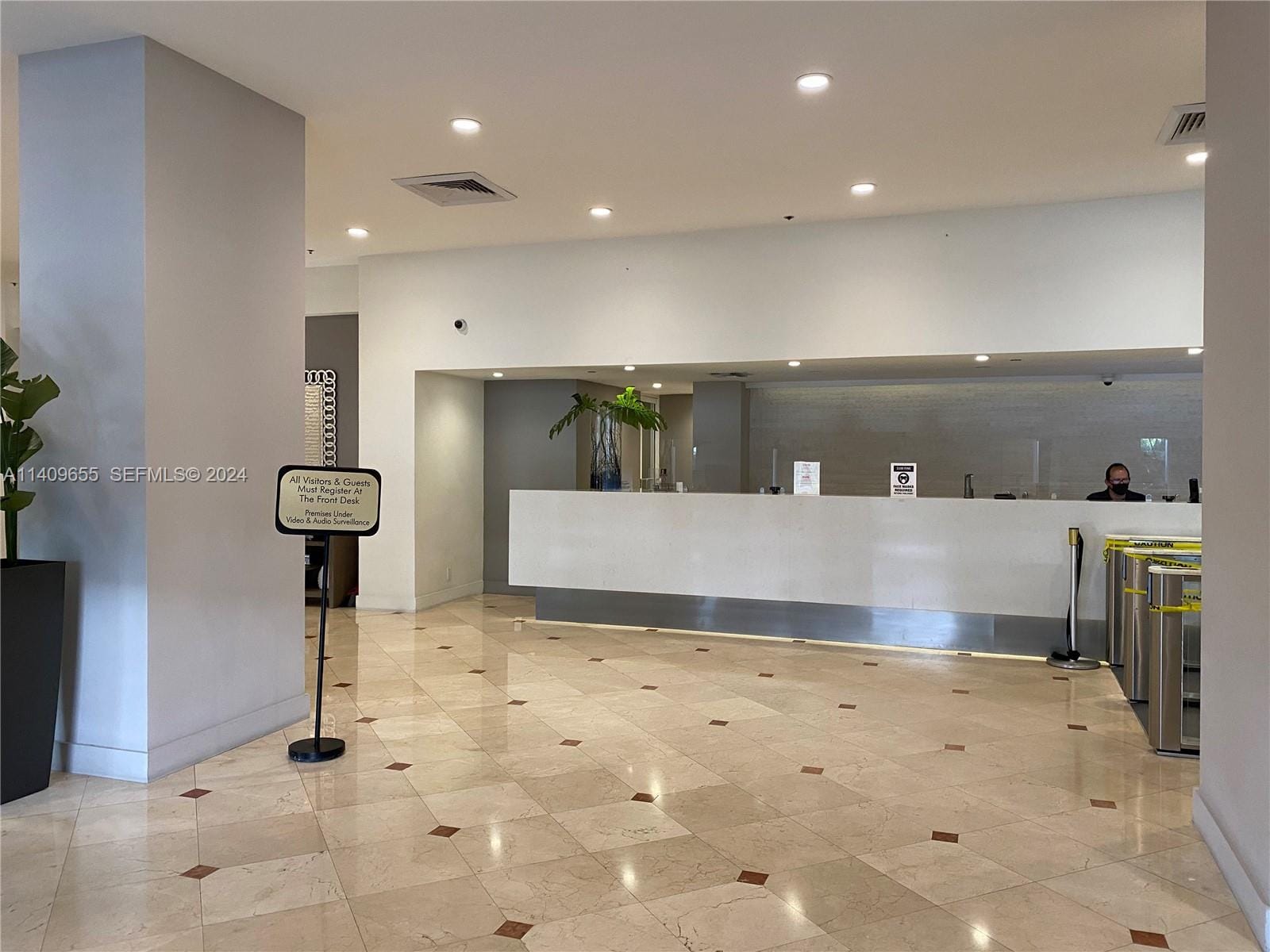 100 Lincoln Road 939, Miami Beach, FL 33139 photo 17