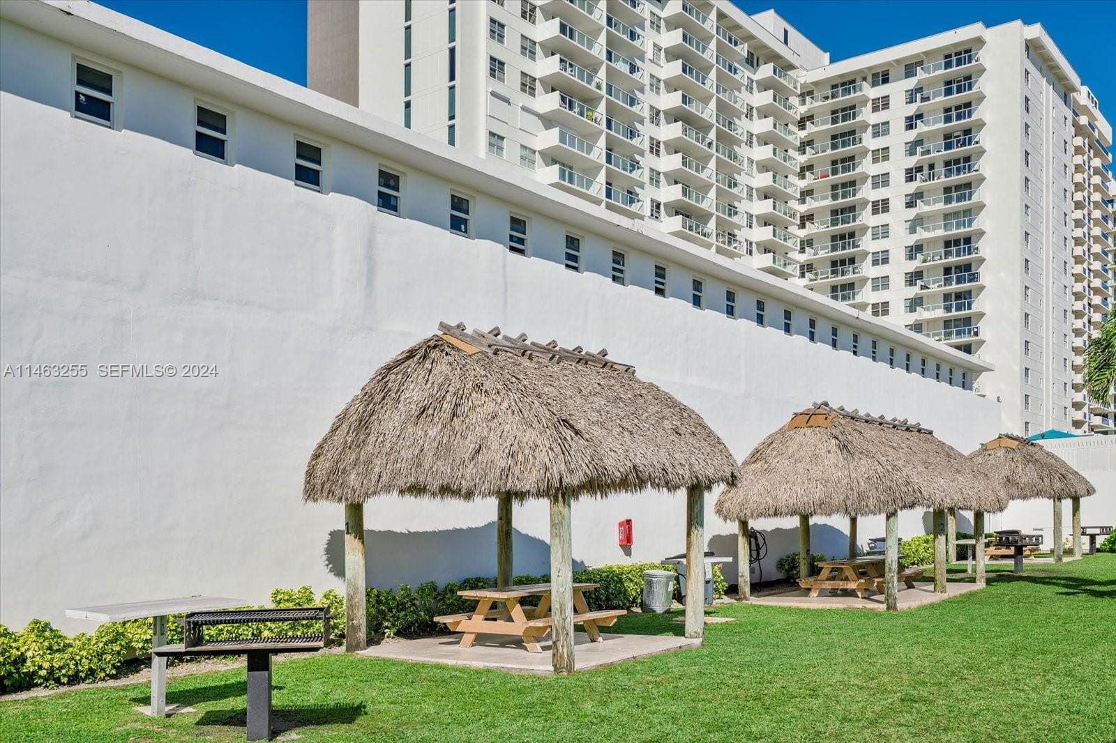 5601 Collins Avenue 1514 — photo 3