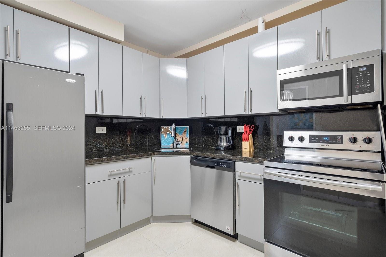 5601 Collins Avenue 1514, Miami Beach, FL 33140 photo 22