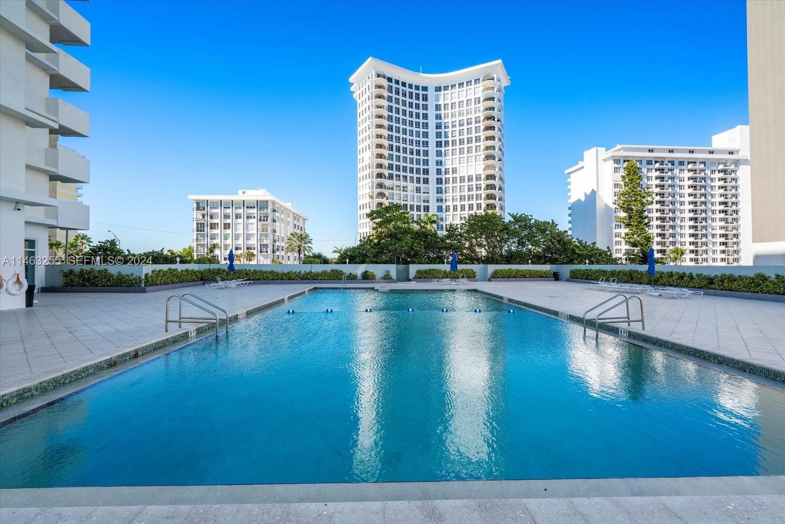 5601 Collins Avenue 1514 — photo 7