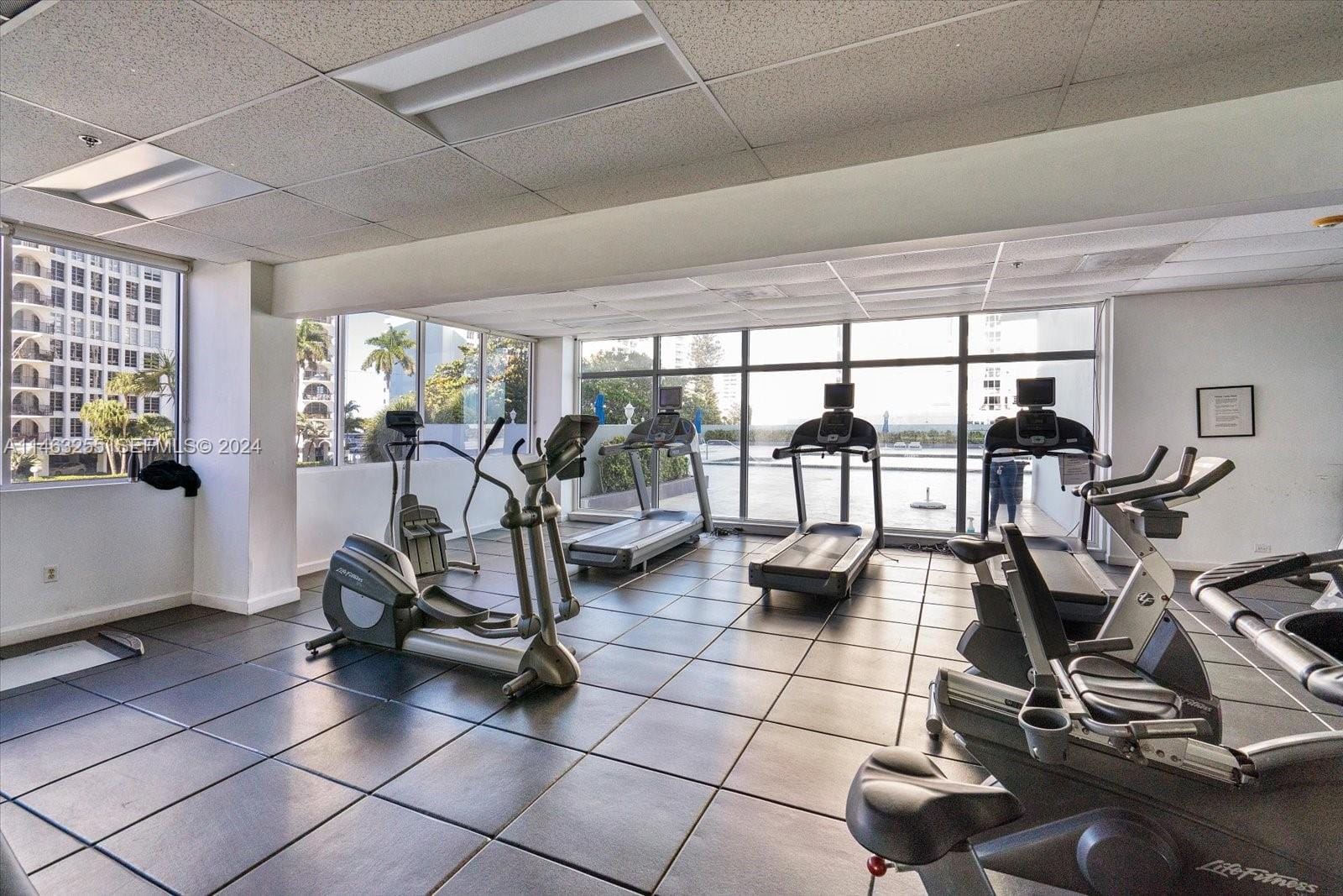 5601 Collins Avenue 1514 — photo 10