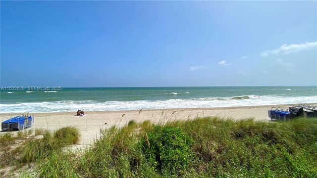 1904 S Ocean Drive 1401, sold in La Mer Estates South Cond, Hallandale Beach, FL