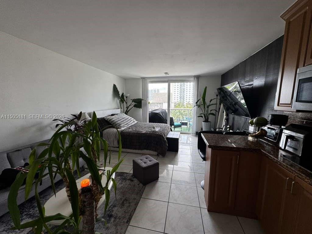 19201 Collins Avenue 432, Sunny Isles Beach, FL 33160 photo 18