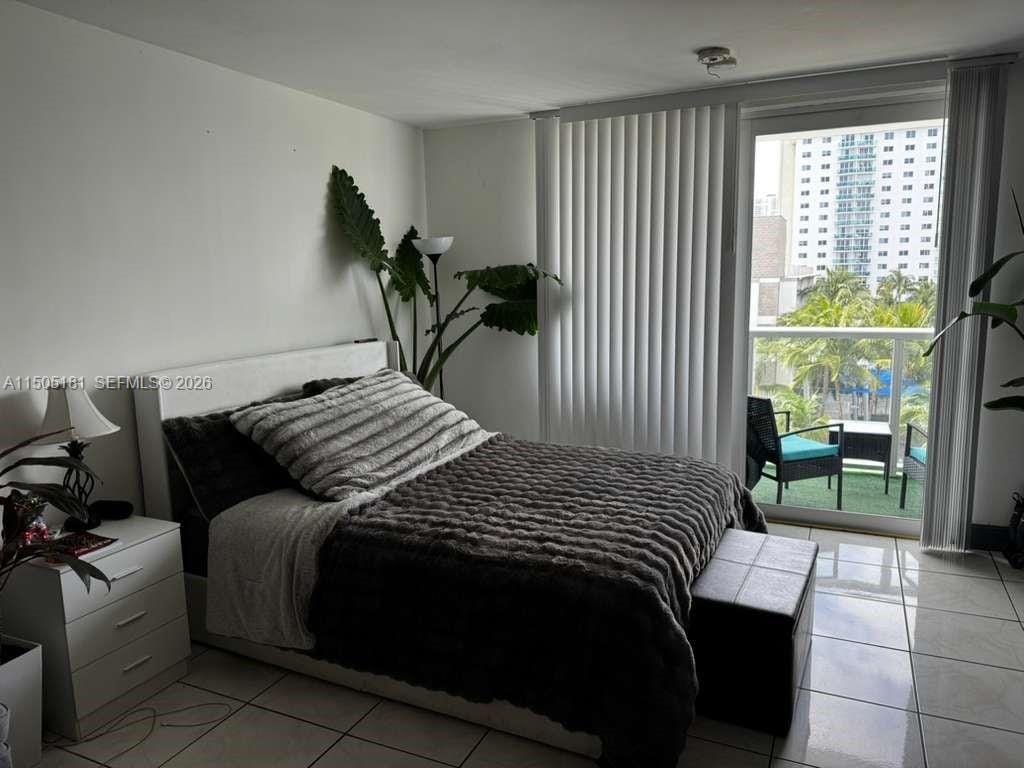 19201 Collins Avenue 432, Sunny Isles Beach, FL 33160 photo 19