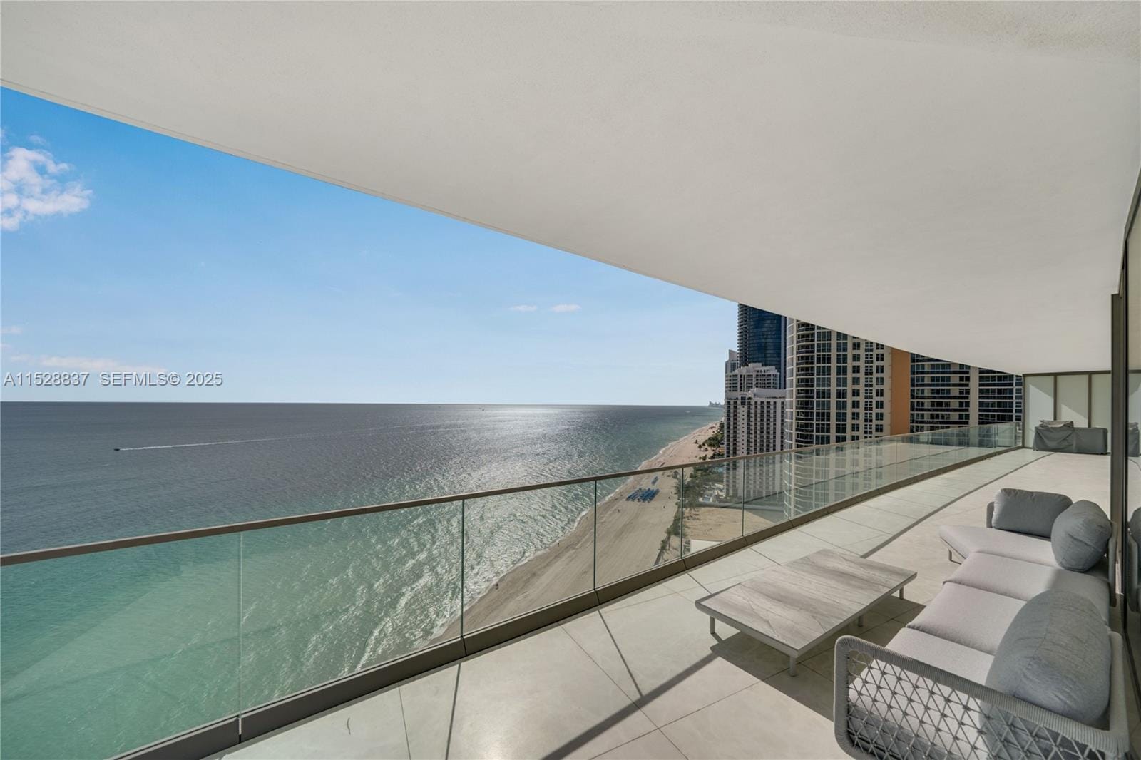 18975 Collins Avenue 2000 — photo 3