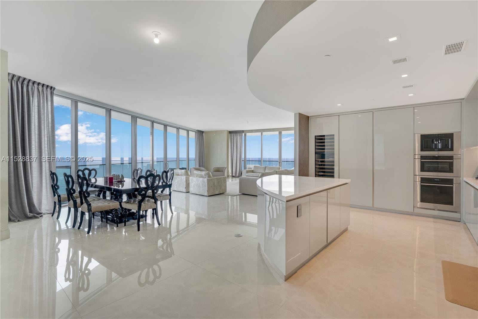 18975 Collins Avenue 2000 — photo 5