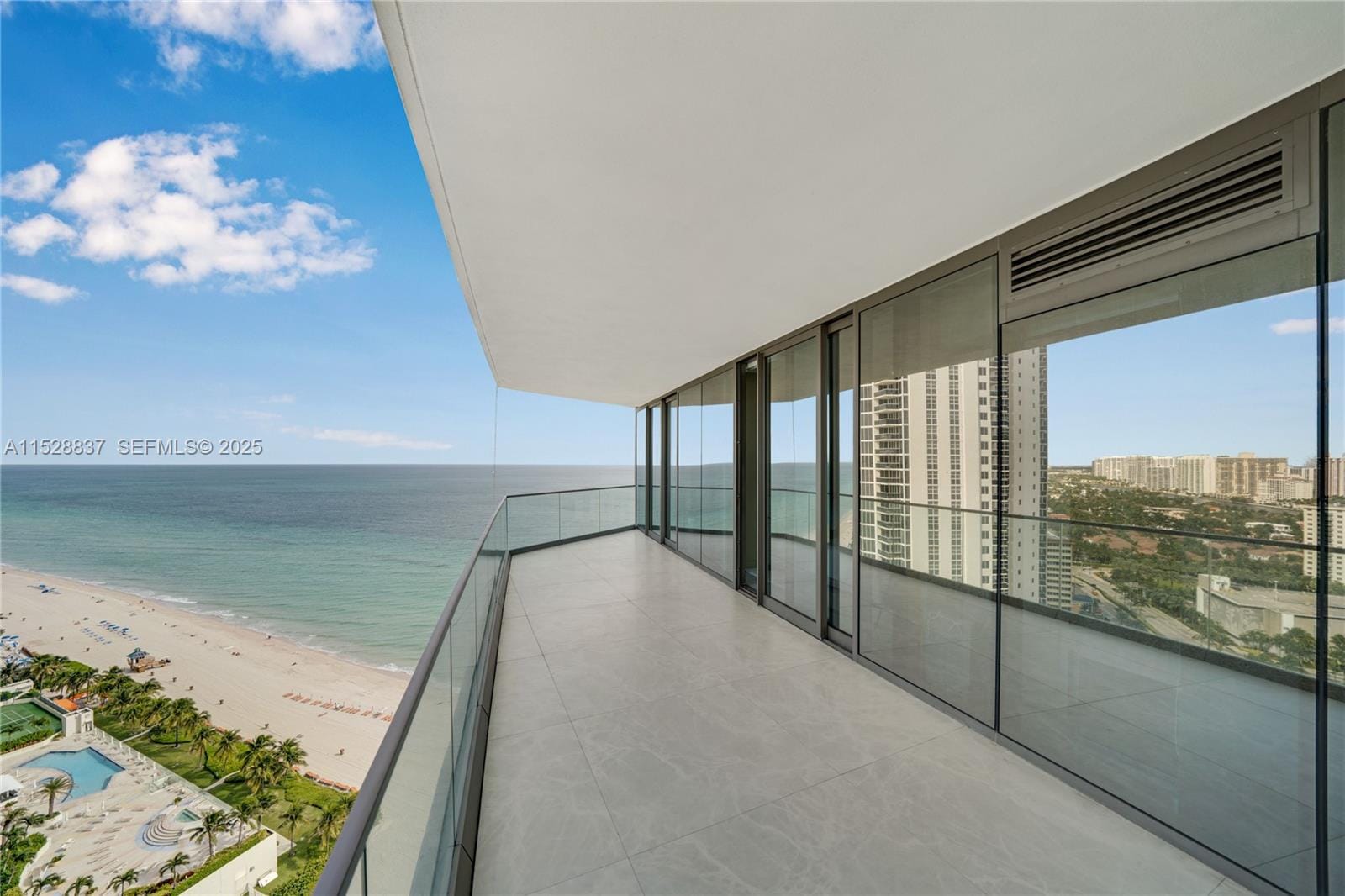 18975 Collins Avenue 2000 — photo 7
