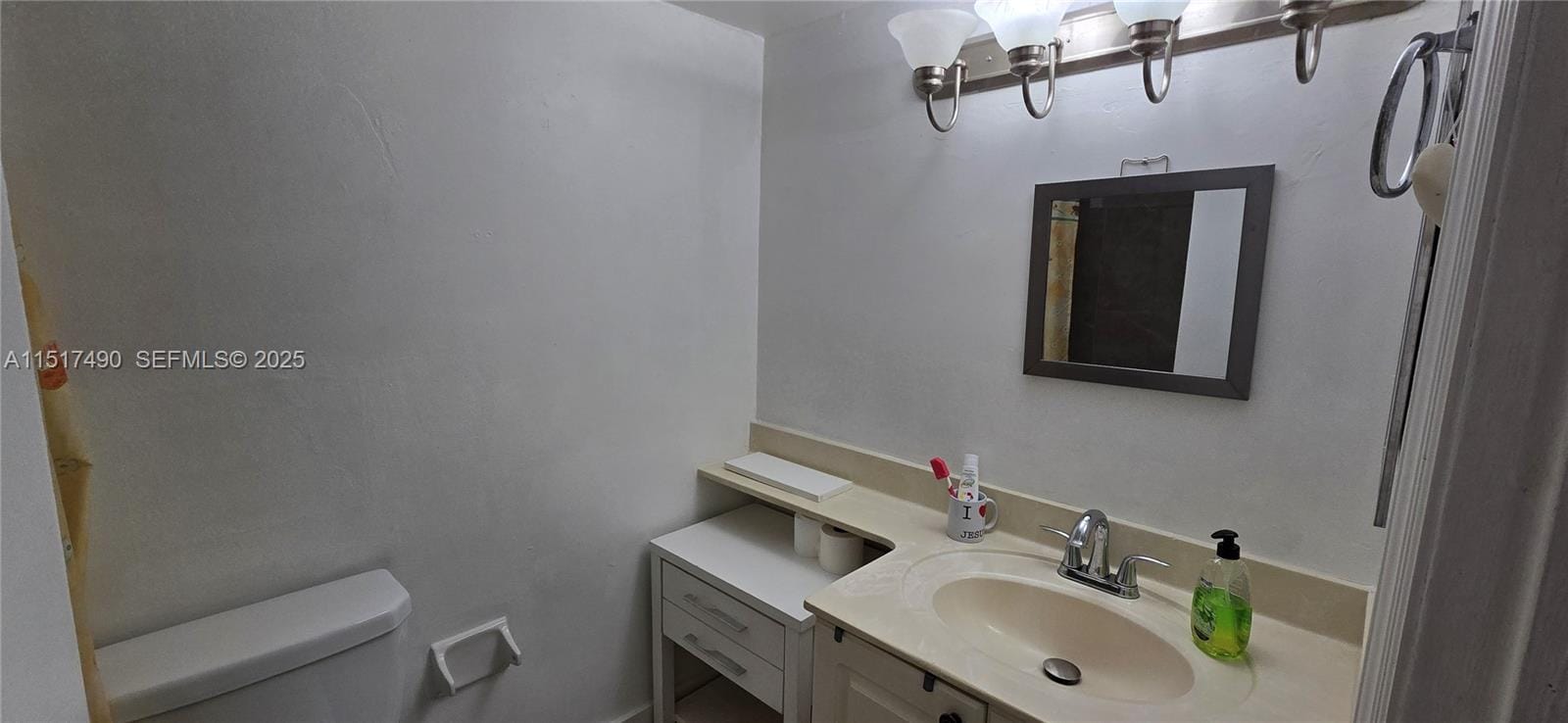 606 W 81st Street 117, Hialeah, FL 33014 photo 9
