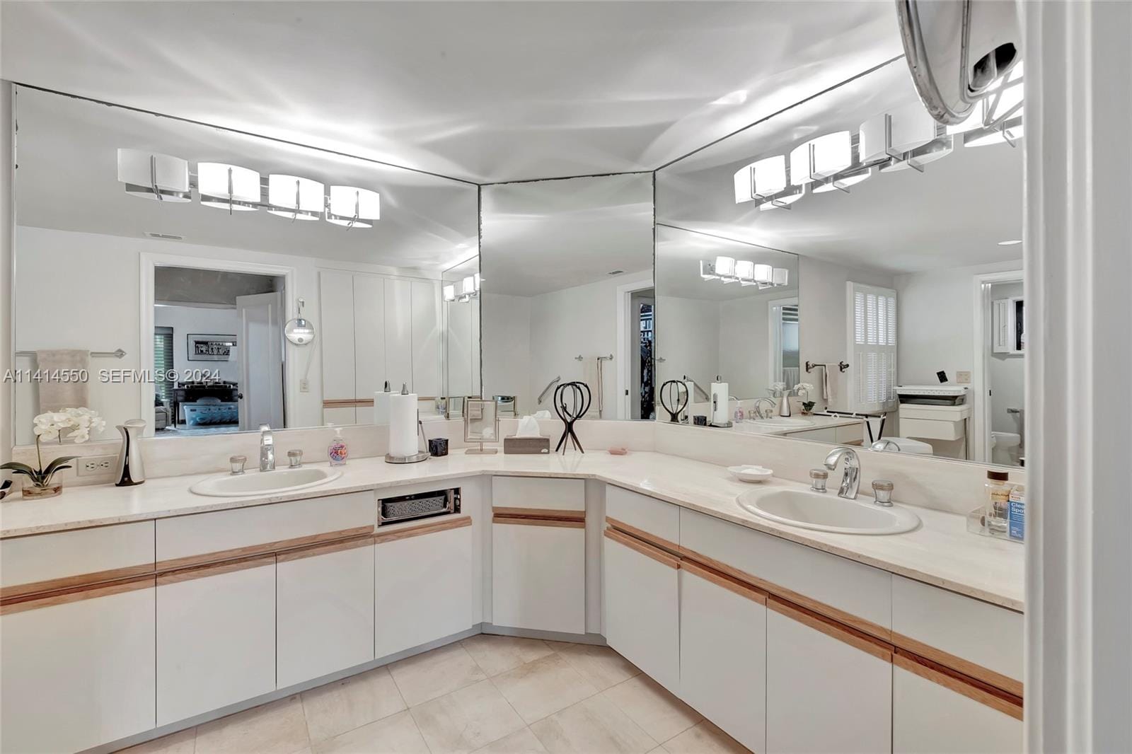 4716 University Drive, Coral Gables, FL 33146 photo 16