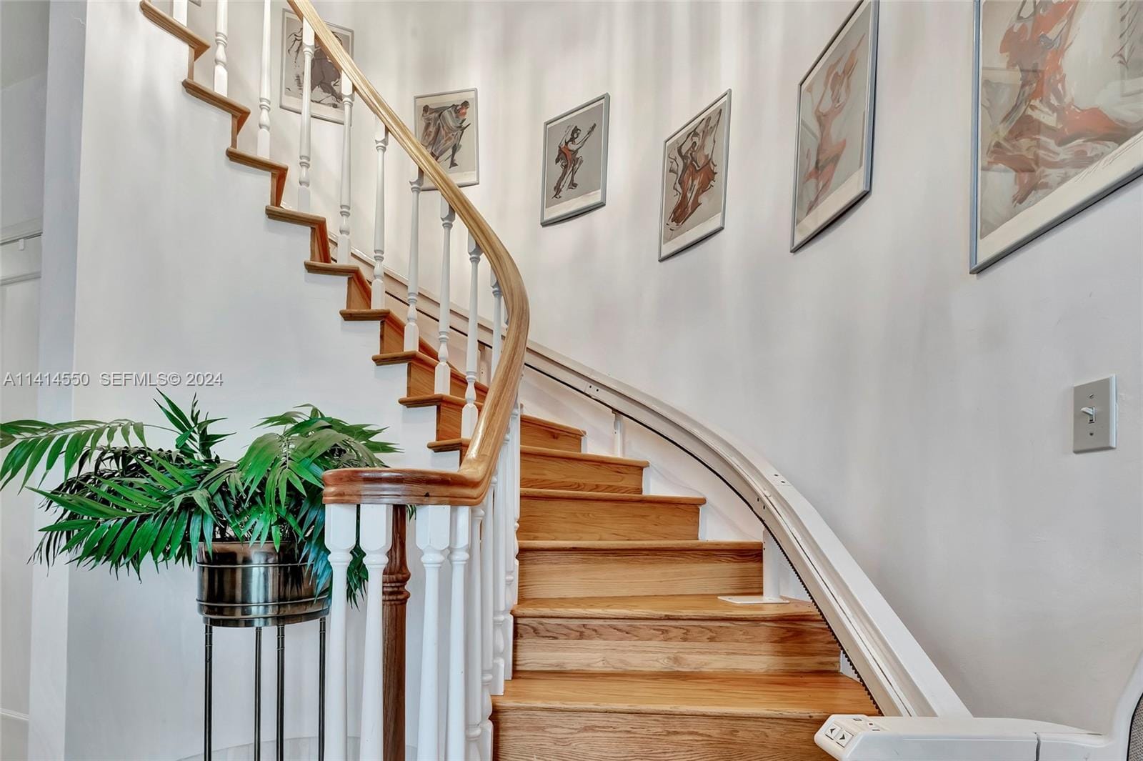 4716 University Drive — photo 4