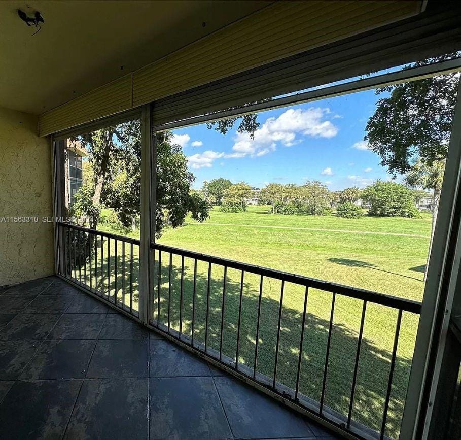 6201 N Falls Cir Drive 304 — photo 12