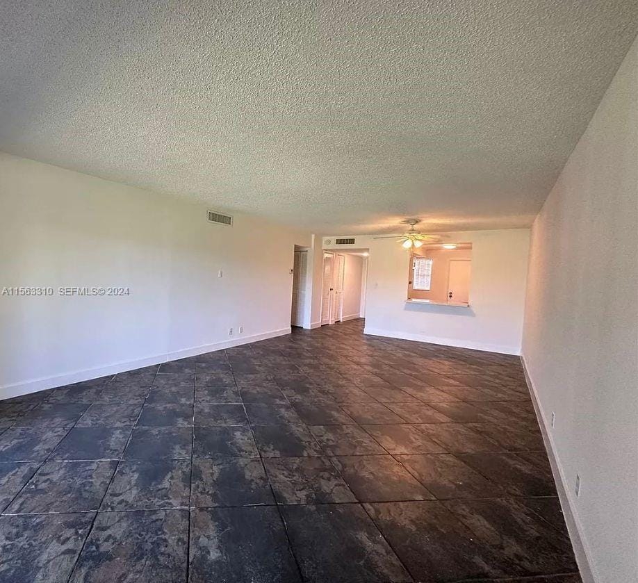 6201 N Falls Cir Drive 304 — photo 7