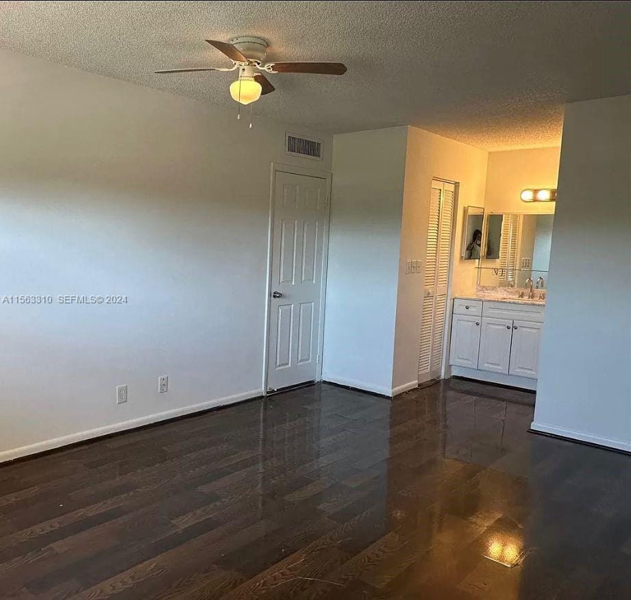 6201 N Falls Cir Drive 304 — photo 8