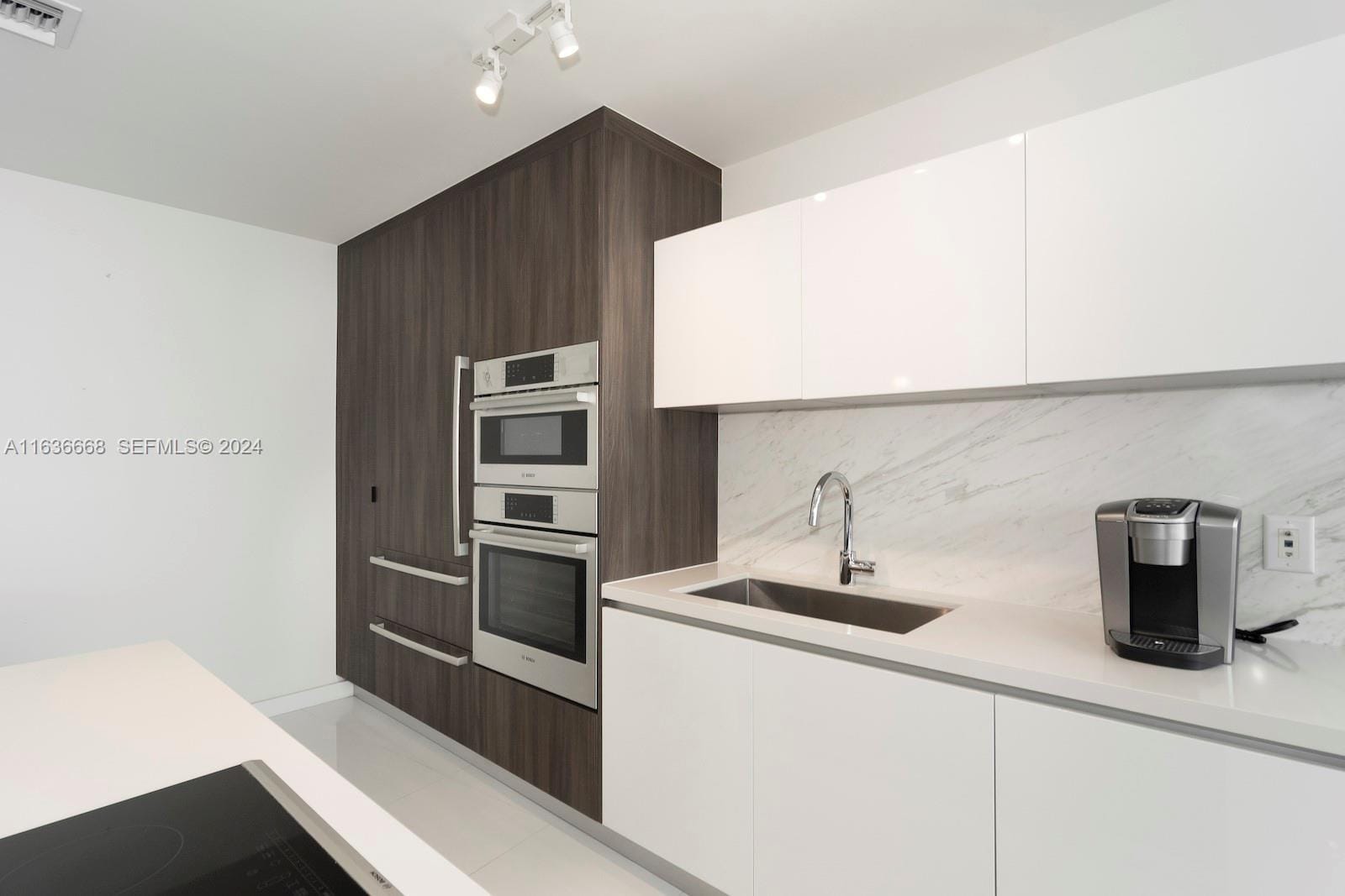 851 NE 1st Avenue 1710 — photo 12