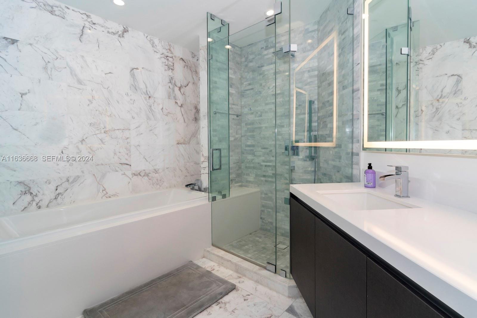851 NE 1st Avenue 1710, Miami, FL 33132 photo 20