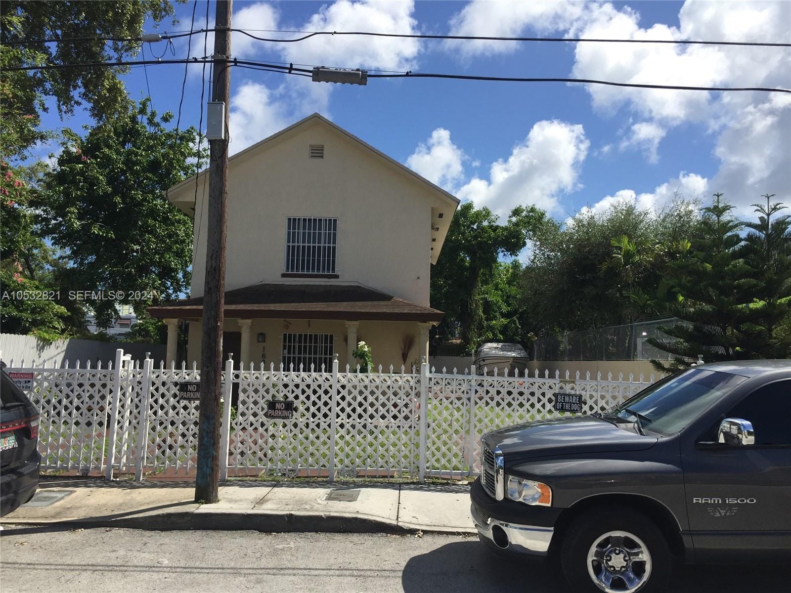 160 NW 27th Street, Miami, FL 33127 photo 2