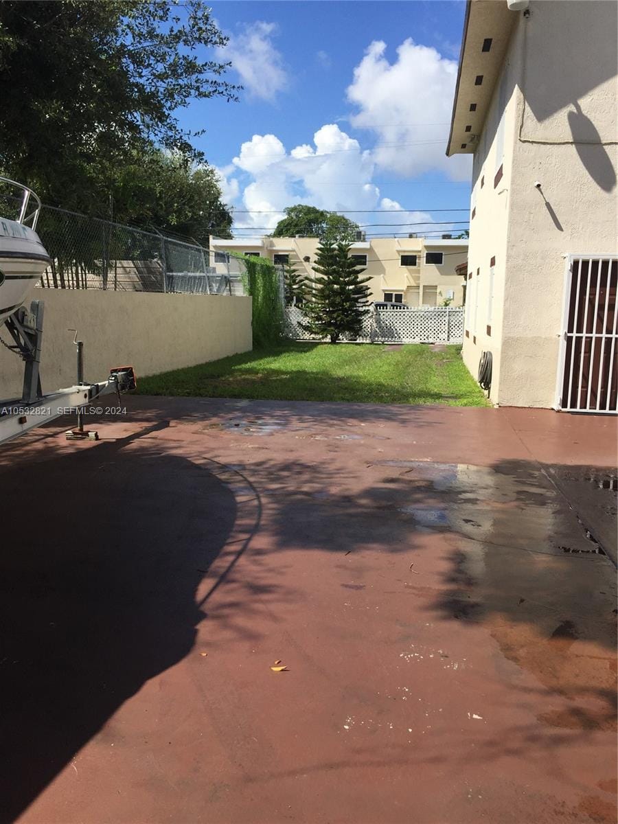 160 NW 27th Street, Miami, FL 33127 photo 4