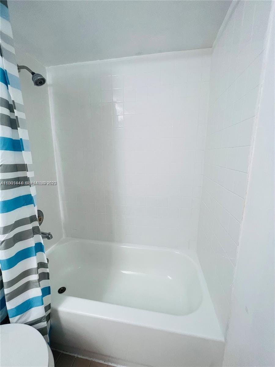 8260 SW 210th Street 220 — photo 9