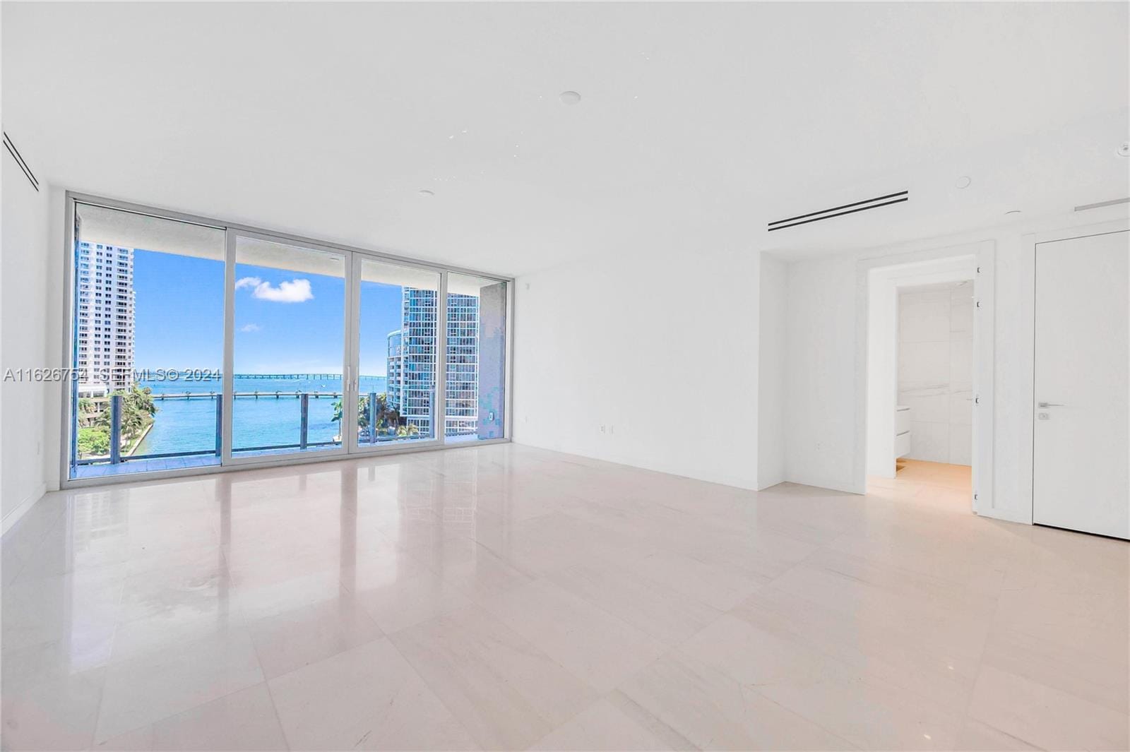 300 Biscayne Blvd Way 703 — photo 3
