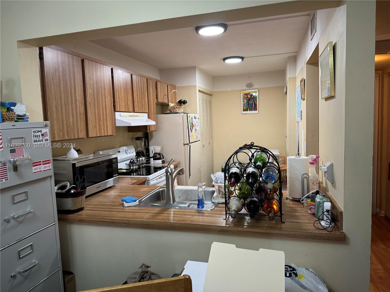 861 NE 207th Lane 103-14, Miami, FL 33179 photo 4