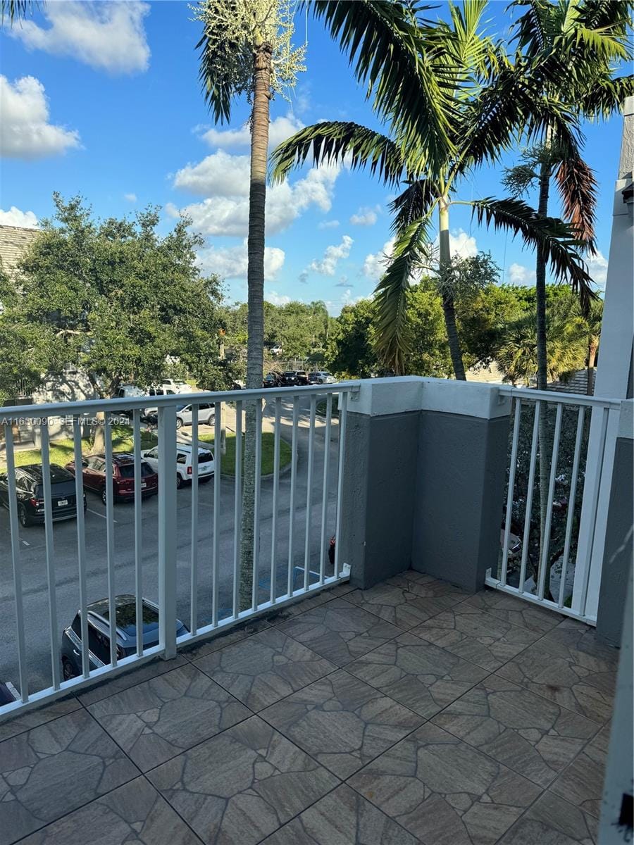 720 SW 111th Avenue 307, Pembroke Pines, FL 33025 photo 14